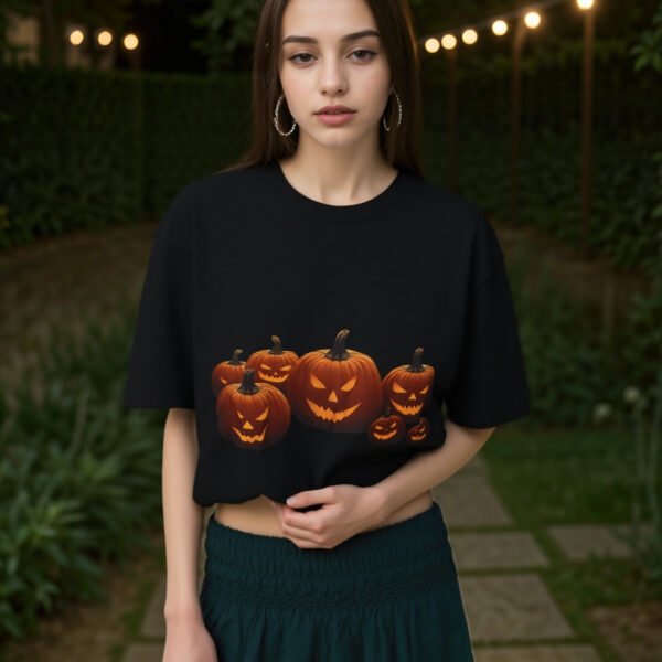 Pumpkin Halloween Graphic Tee, Oversized Unisex Boxy T-Shirt, Spooky Jack O’Lantern Shirt, Fall Festival Top, Halloween Gift Tee